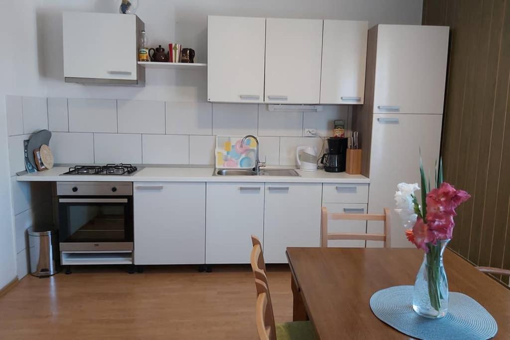 Apartment Brandel * Croatia * Brac * Selca * Puntinak Esterno foto